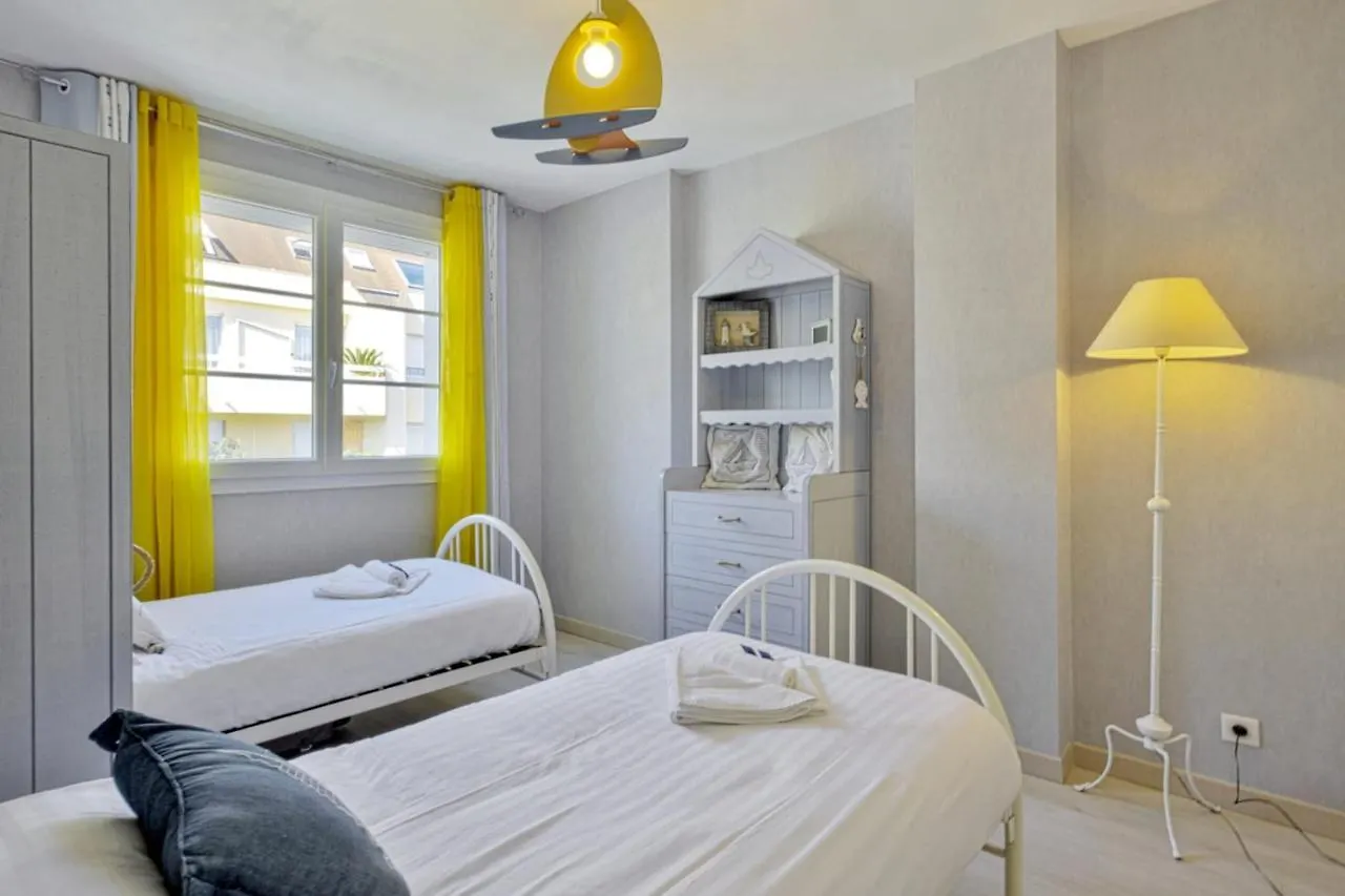 Appartement De La Grande Plage - Welkeys Biarritz 0*,
