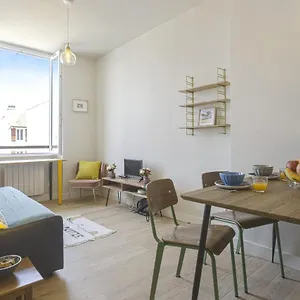  Appartement Charming 1br Flat With Sea View At The Heart Of - Welkeys